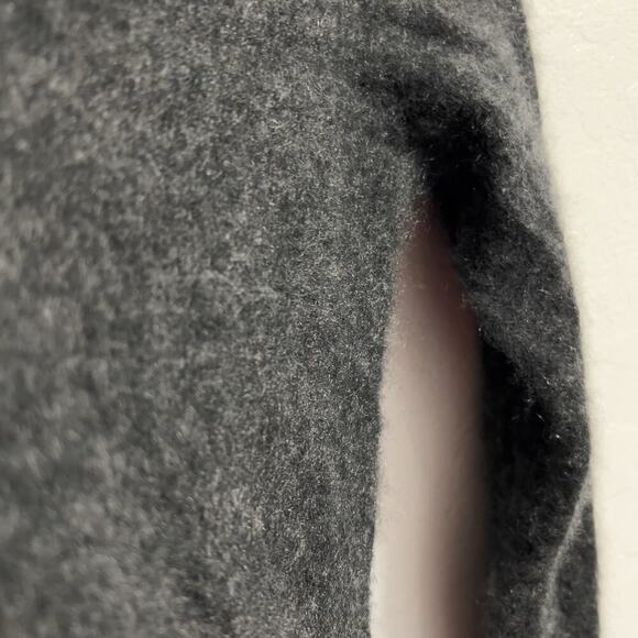 Ann Taylor Sweater V Neck XS Petite Cashmere Dark Grey Fuzzy Soft Cozy - Picture 5 of 7